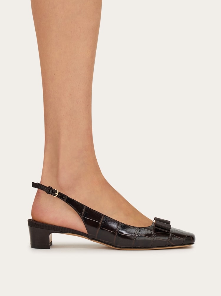 Iconic bow slingback Gallery image 4