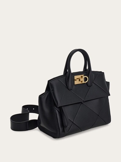 Ferragamo Studio Soft bag (M) - ウィメンズ | Ferragamo