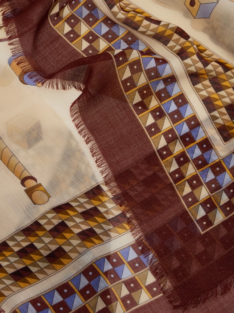 Geometrical renaissance print cashmere shawl Gallery image 4