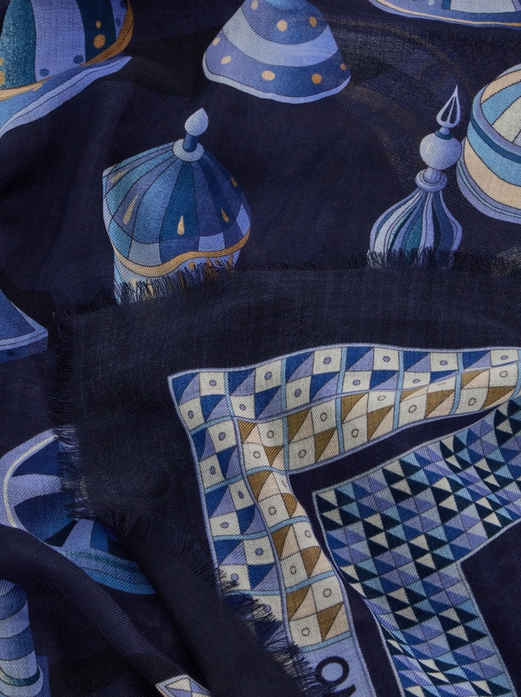 Geometrical renaissance print cashmere shawl Gallery image 4