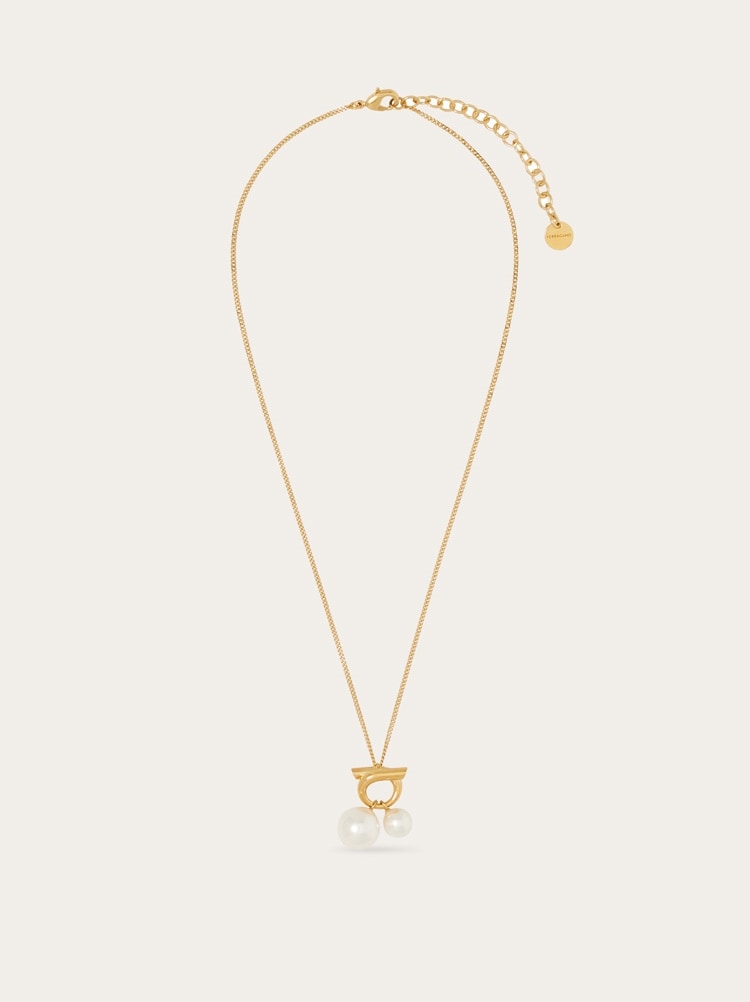 Double pearl necklace Gallery image 1