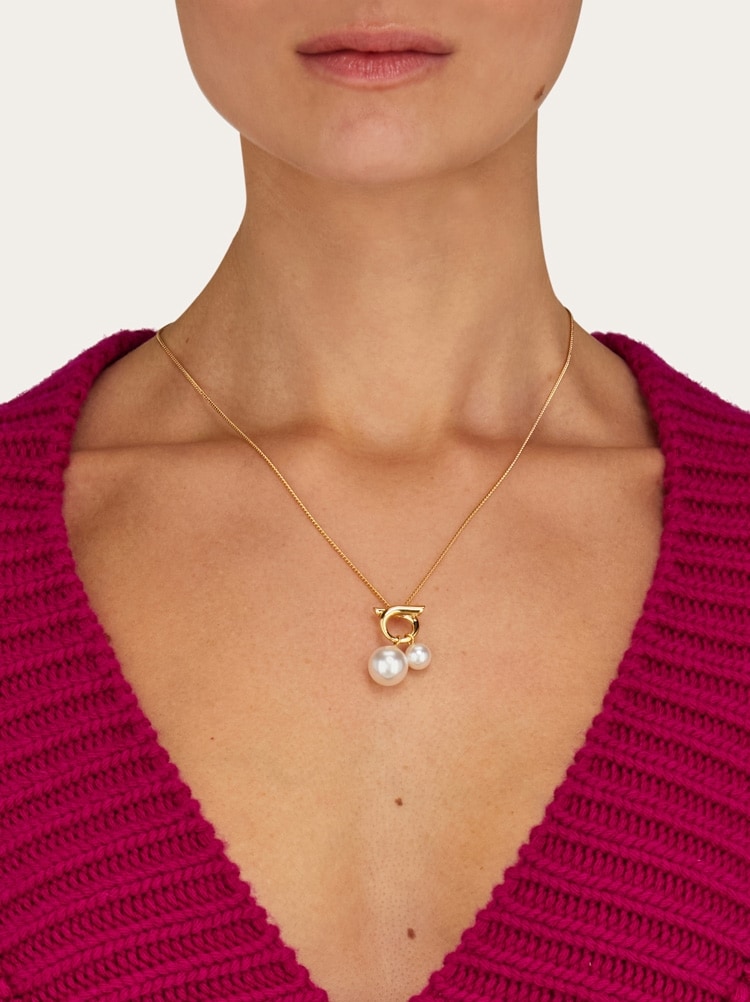 Double pearl necklace Gallery image 3