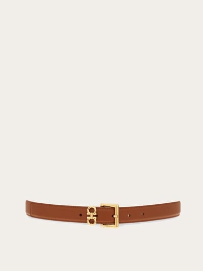 ベルト FERRAGAMO Woman Belt Beige 230359 780425 001 Gancini reversible leather belt in beige - Ferragamo | Mytheresa