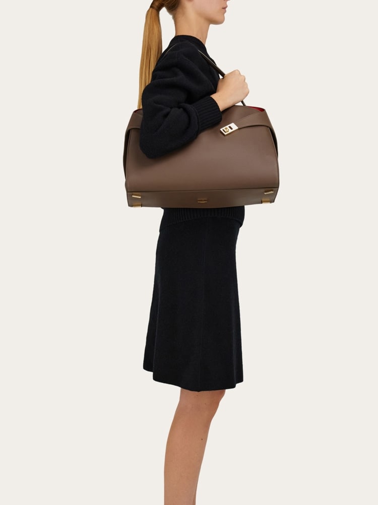 Bolso de hombro Hug soft bicolor (L) Gallery image 2