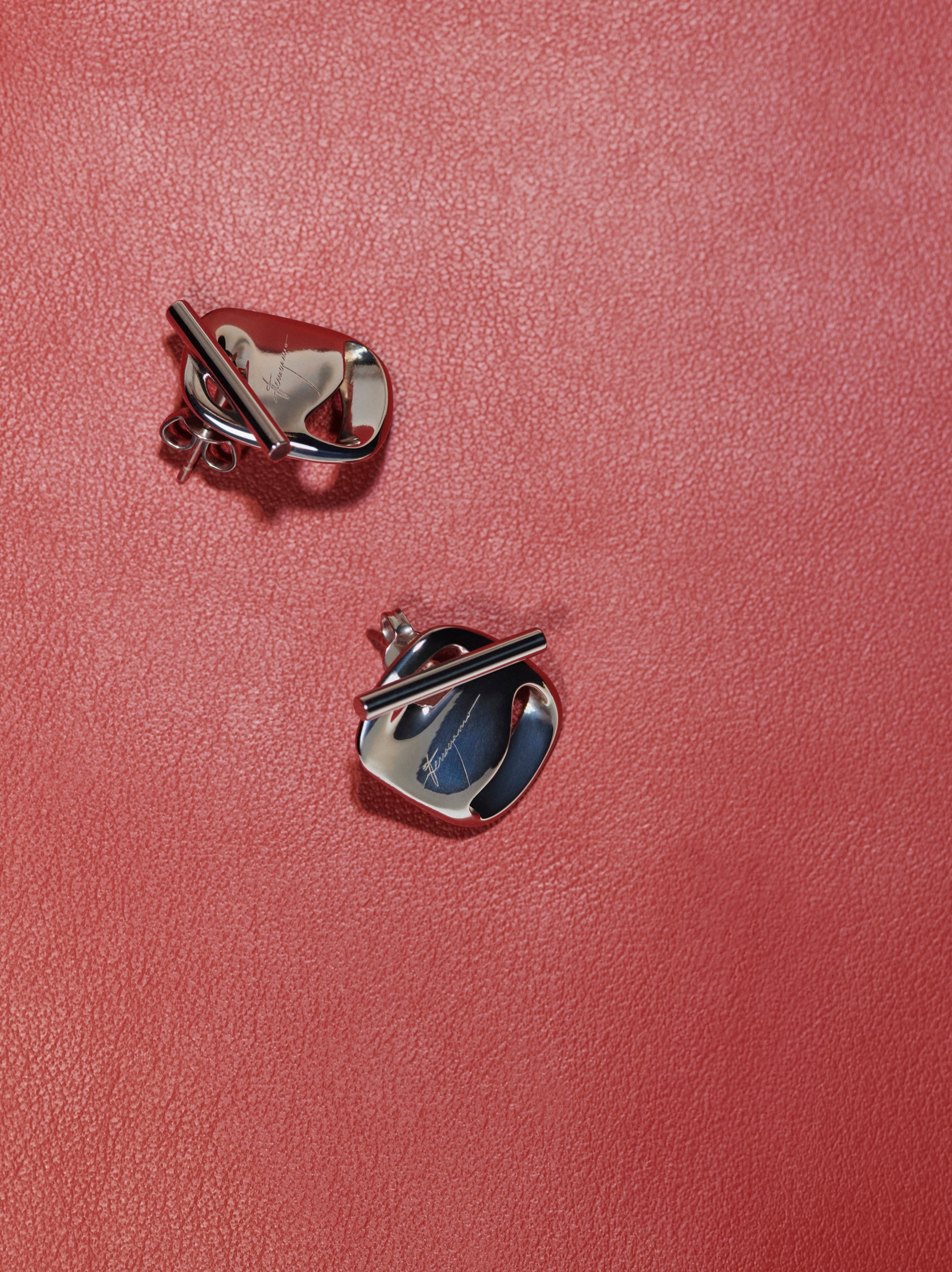 ピアス - ウィメンズ | Ferragamo