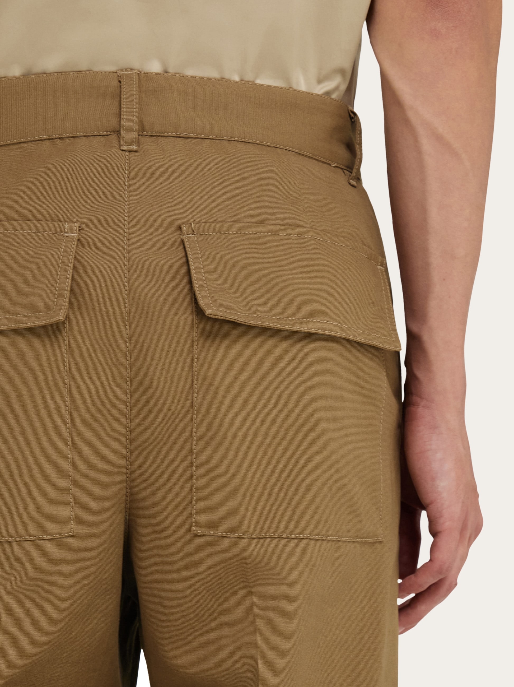 【送料&関税込】Ferragamo Cargo Pants Canvas cargo pants - Men | Ferragamo