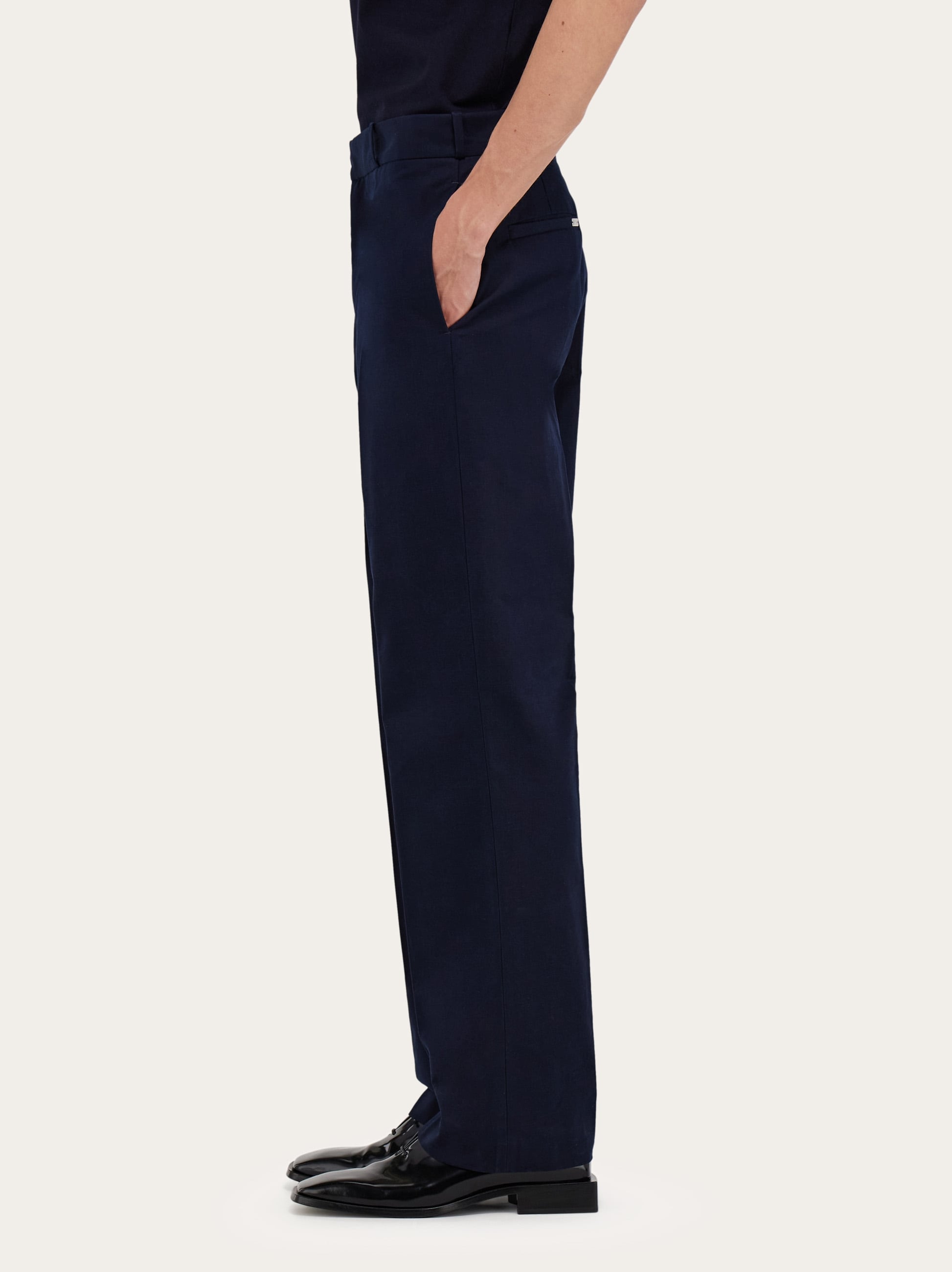 ☆要在庫確認【送料&関税込】Ferragamo Frayed Cotton Trousers Cotton canvas pants - Men | Ferragamo