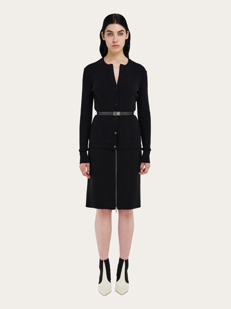 Pure wool cardigan with leather belt Gallery image 7
