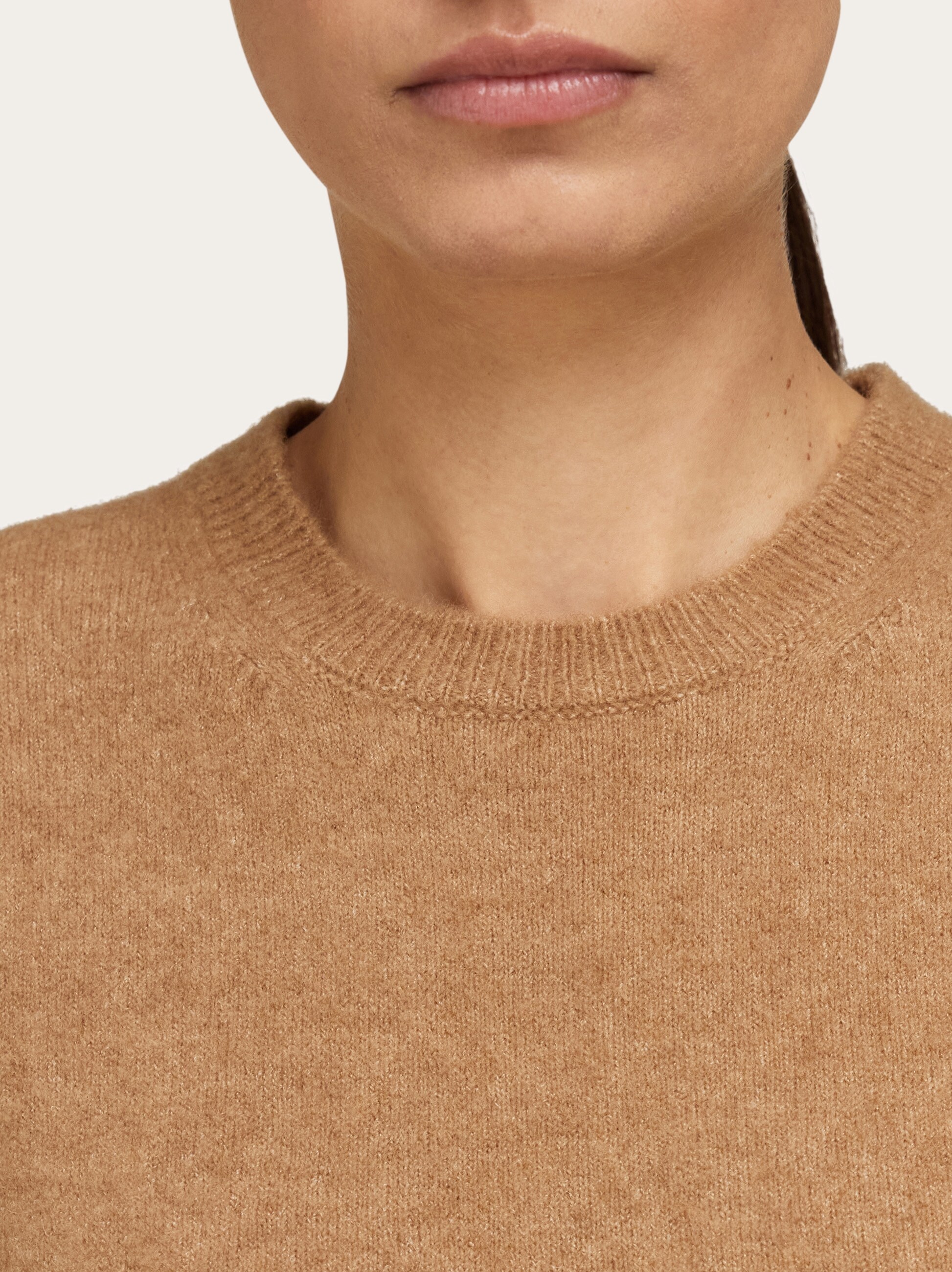 Salvatore Ferragamo ノースリーブニット　レース襟 M Salvatore Ferragamo ノースリーブニット レース襟 M