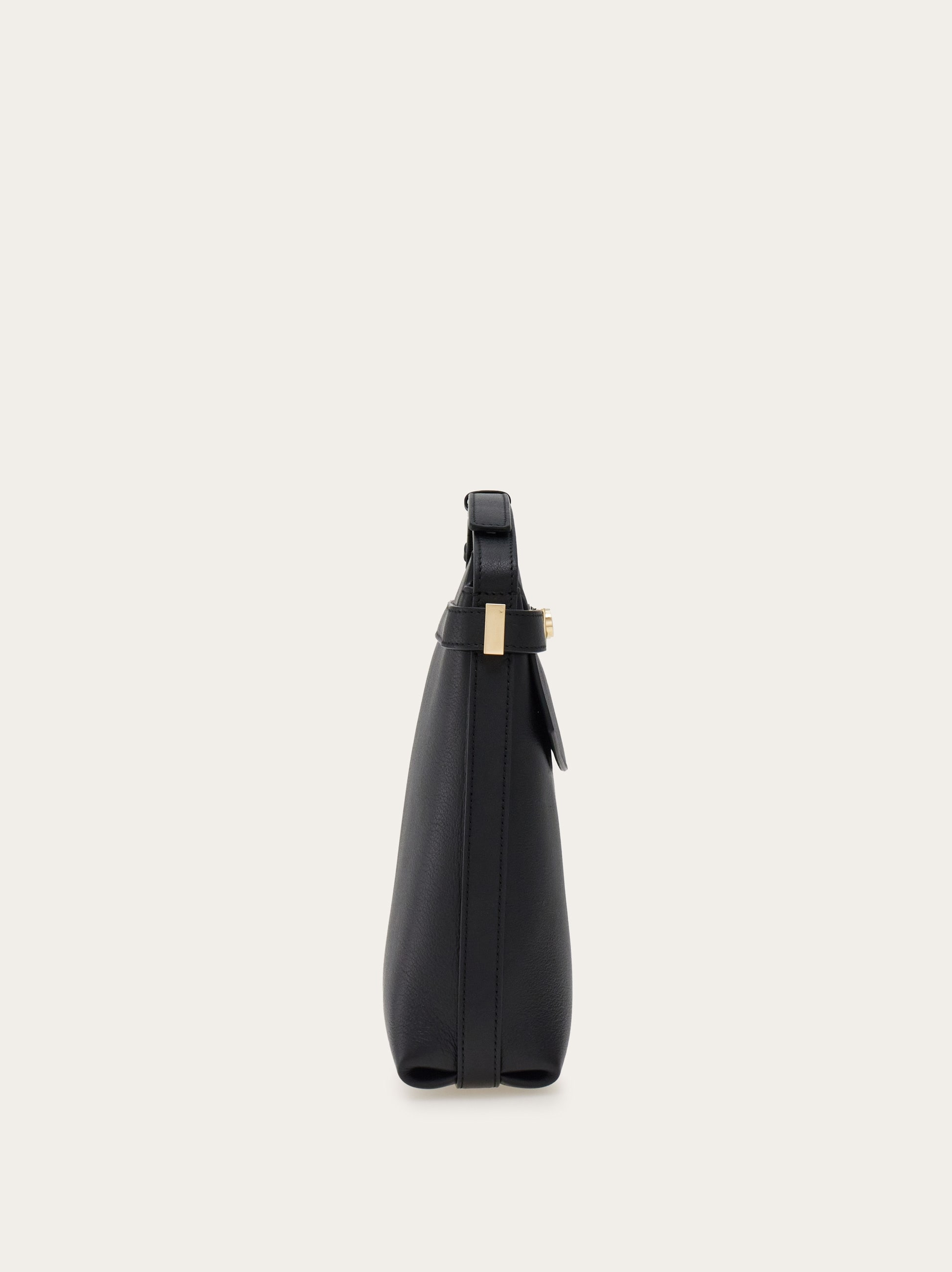 ショルダーバッグ・ポシェット Ferragamo Hug Messenger Bag 219912 0780872 NERO Hug messenger bag - Women | Ferragamo