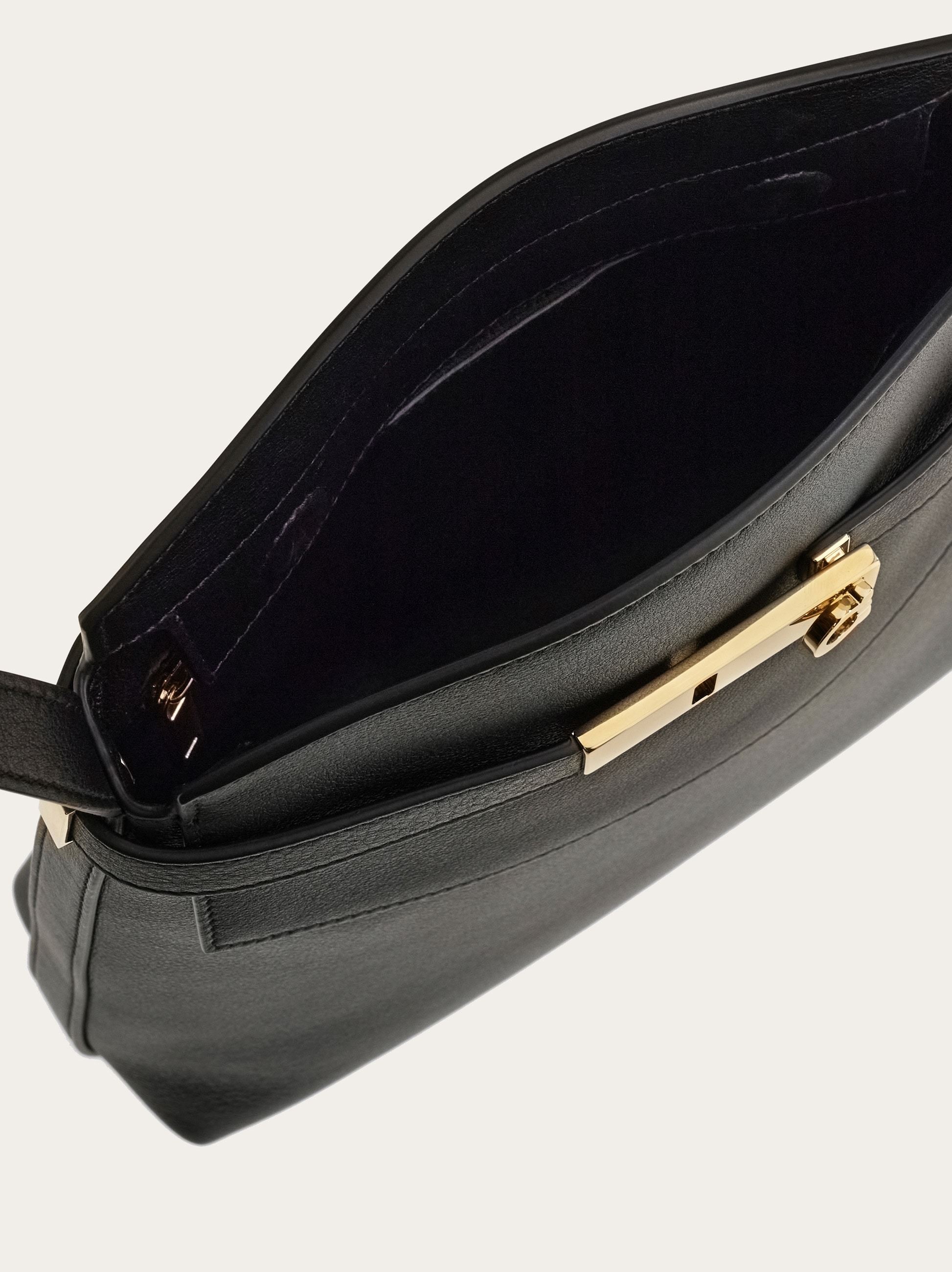 ★Ferragamo★219912 780872 ハグメッセンジャーバッグ Hug messenger bag - Women | Ferragamo