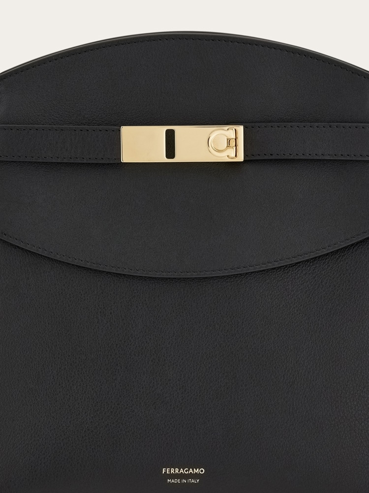Hug messenger bag Gallery image 7