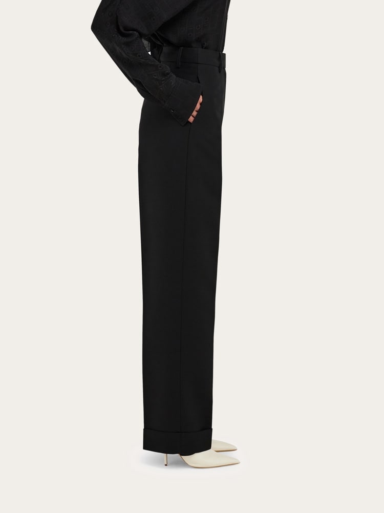 Pantalone con risvolto Gallery image 3