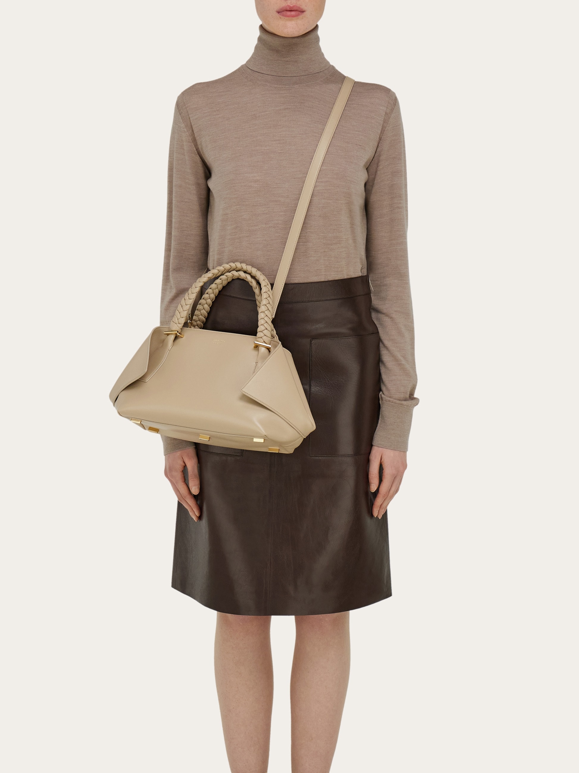 FERRAGAMO / ヴァラ トップハンドル ヴァラ トップハンドル - ウィメンズ | Ferragamo
