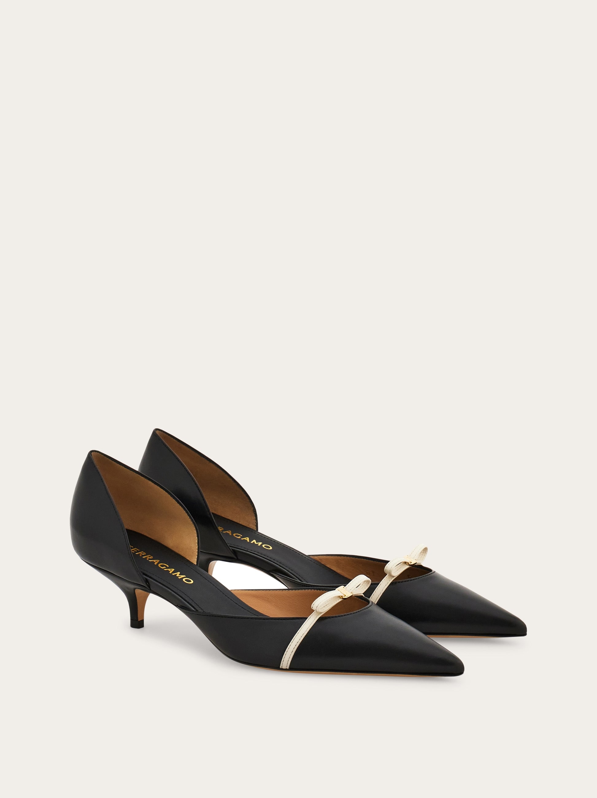 Mini bow mid heel pump - Women | Ferragamo