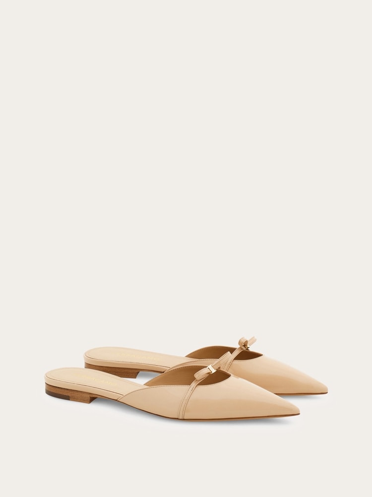 サンダル・ミュール FERRAGAMO 'Giulye' mules Ferragamo Giulye Leather Mule | italist