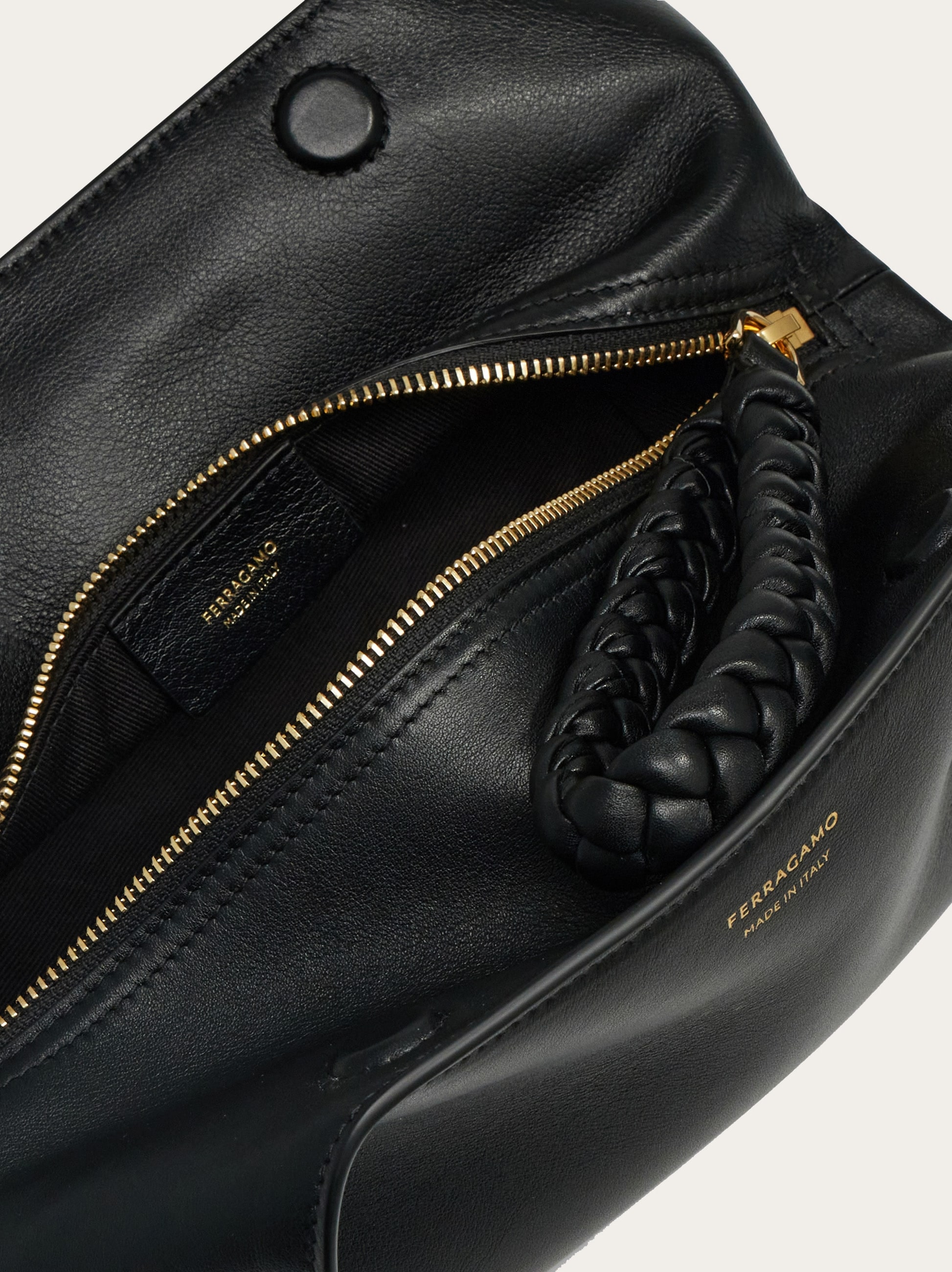 ポーチ - ウィメンズ | Ferragamo