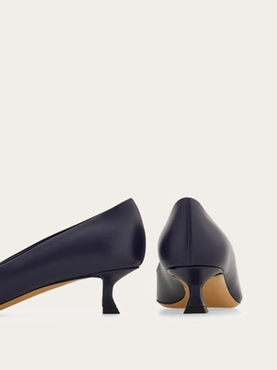 シューズ・サンダルその他 FERRAGAMO Woman Heeled sandals Blue 01F808 763043 004 781452_01_cart_r20.jpg