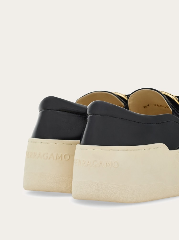 Ferragamo ウェッジソール New Vara plate slip - Women | Ferragamo