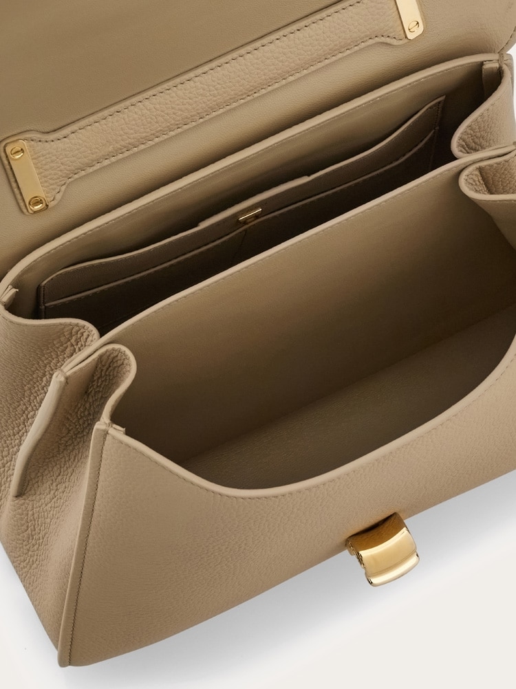 간치니 탑 핸들 Gallery image 5