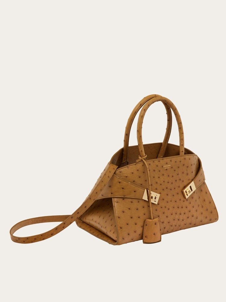 Hug handbag (M) Gallery image 6