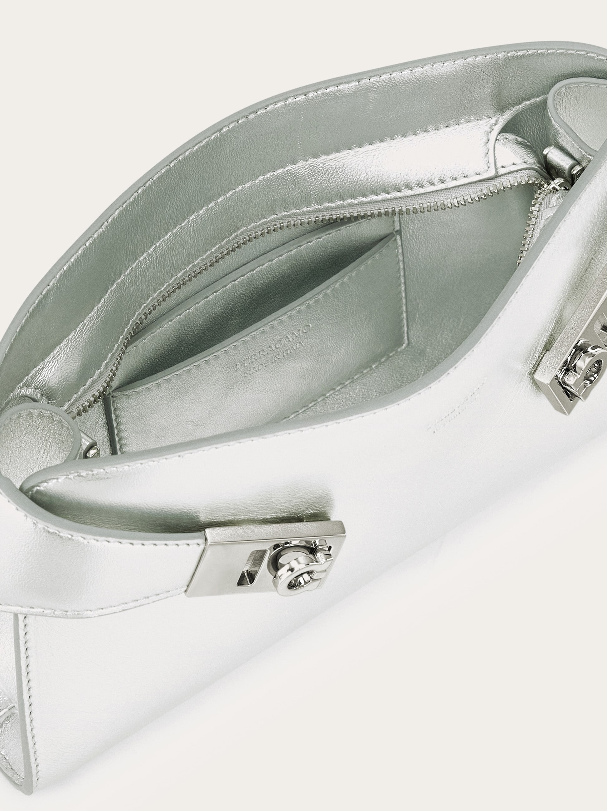 【23AW NEW】FERRAGAMO_woman / ラミネート ミニドレス / Silver GINZA COUTURE/銀座クチュール】総レース/ ノースリーブ