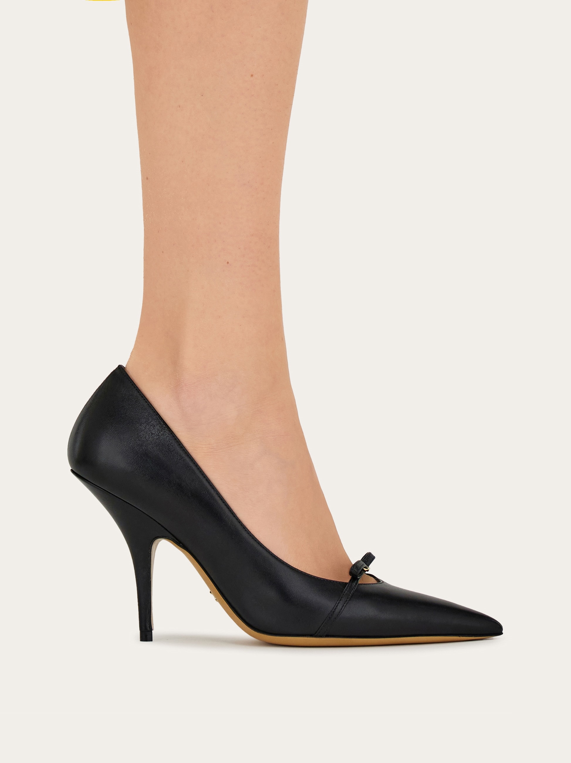 Mini bow mid heel pump - Women | Ferragamo