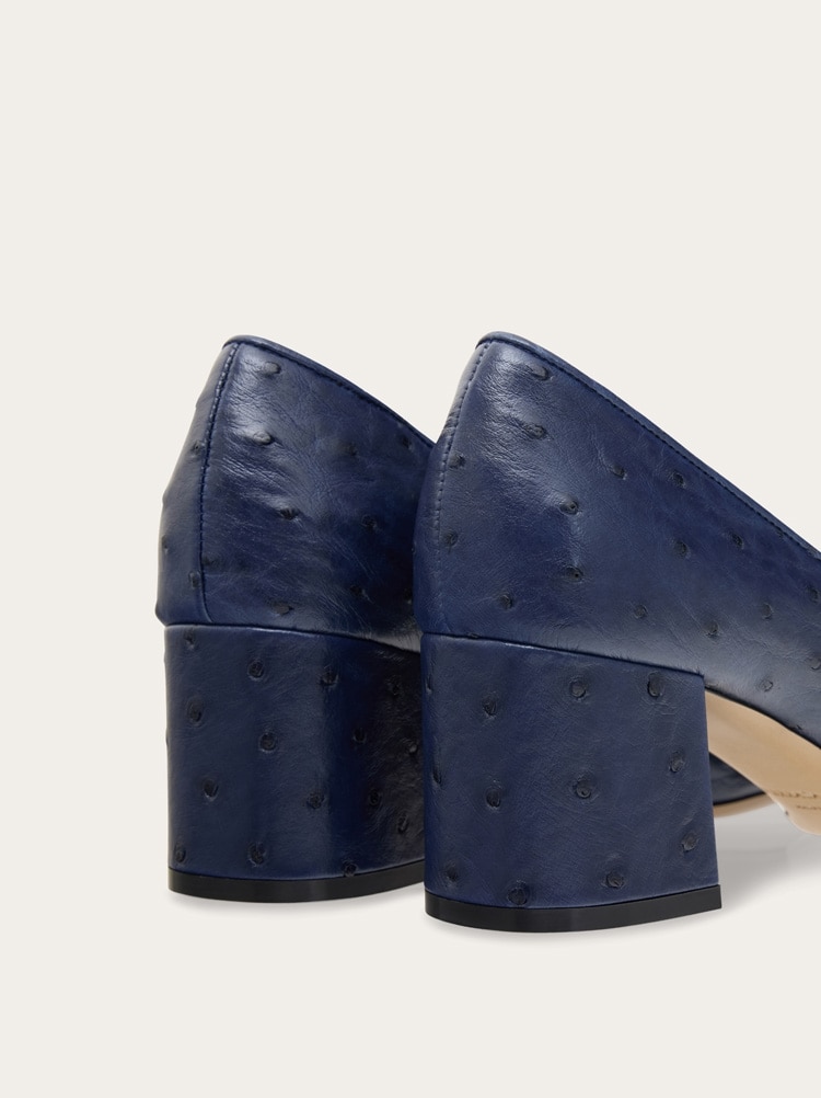 Gancini ornament pump Gallery image 4