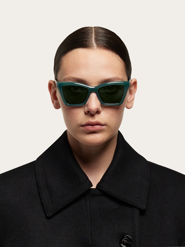Rectangular frame sunglasses Gallery image 3