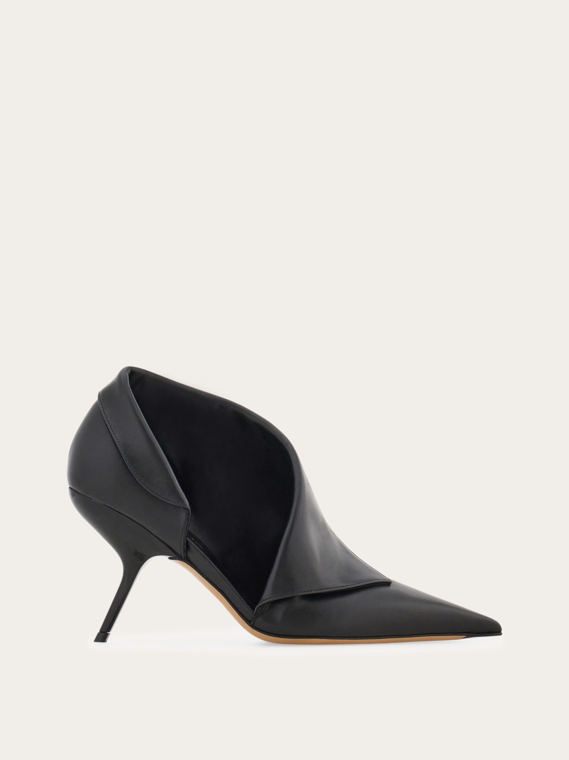 24AW new/FERRAGAMO エヴァレザーパンプス 良質 Pumps Green