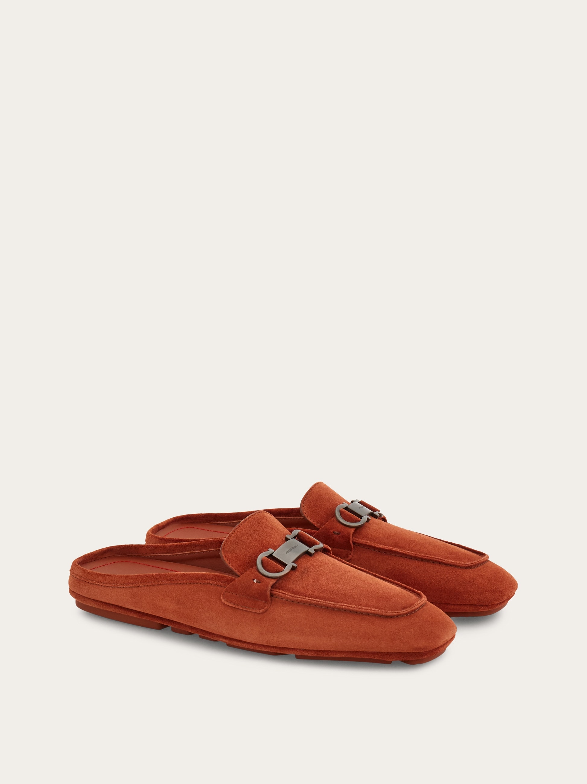 シューズ・サンダルその他 Ferragamo Gancini slide in cognac leather Ferragamo Gancini-buckle Leather Slides | Brown | FARFETCH