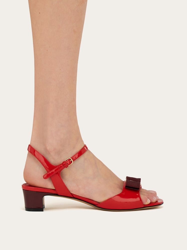 Sandalen mit Vara-Schleife Gallery image 4
