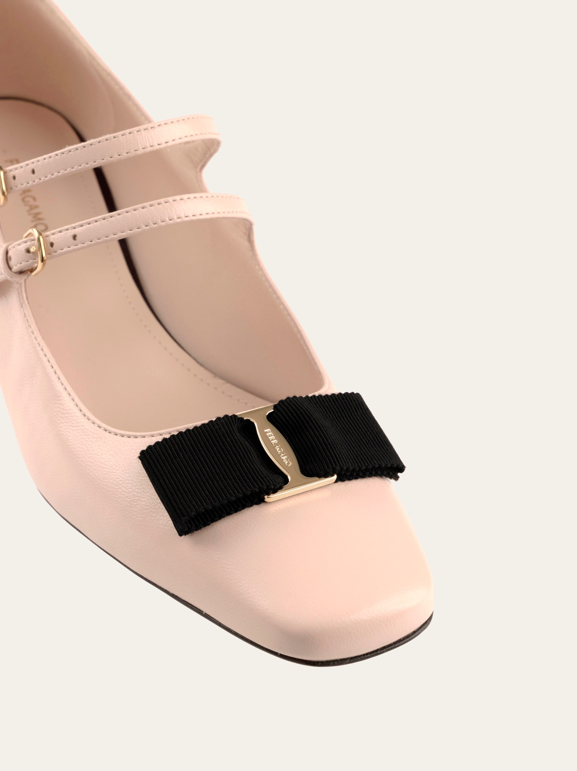 Vara bow Mary Jane - Women | Ferragamo