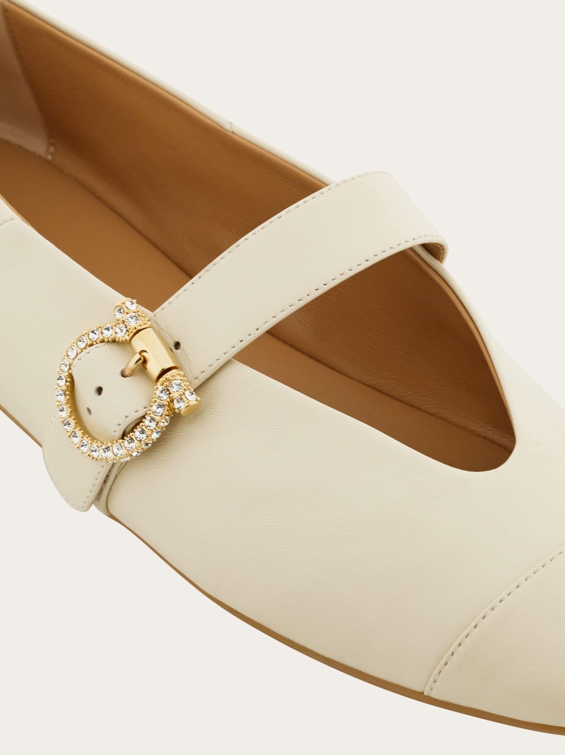 Gancini ballet flat - Women | Ferragamo