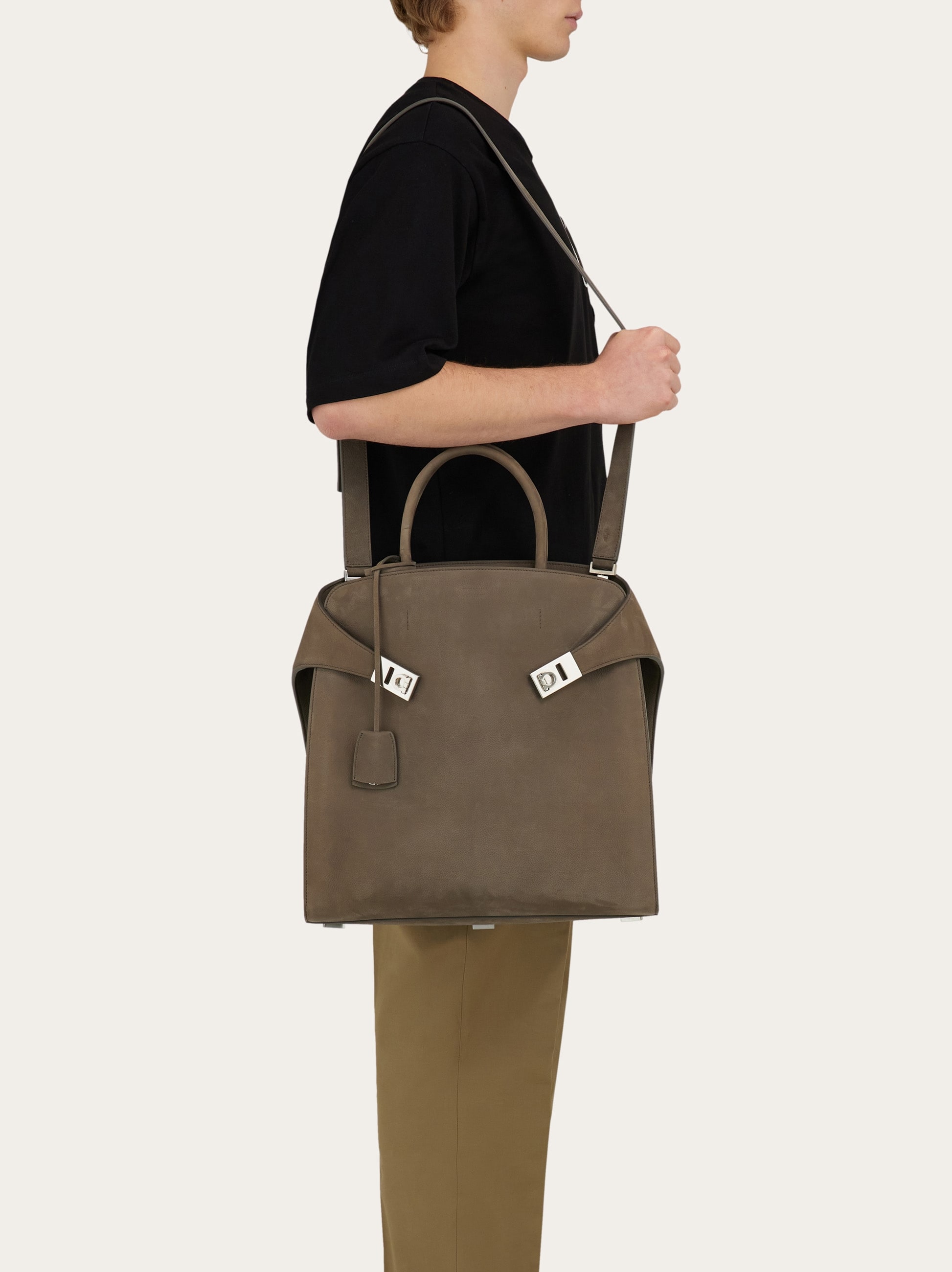 Hug トートバッグ - メンズ | Ferragamo