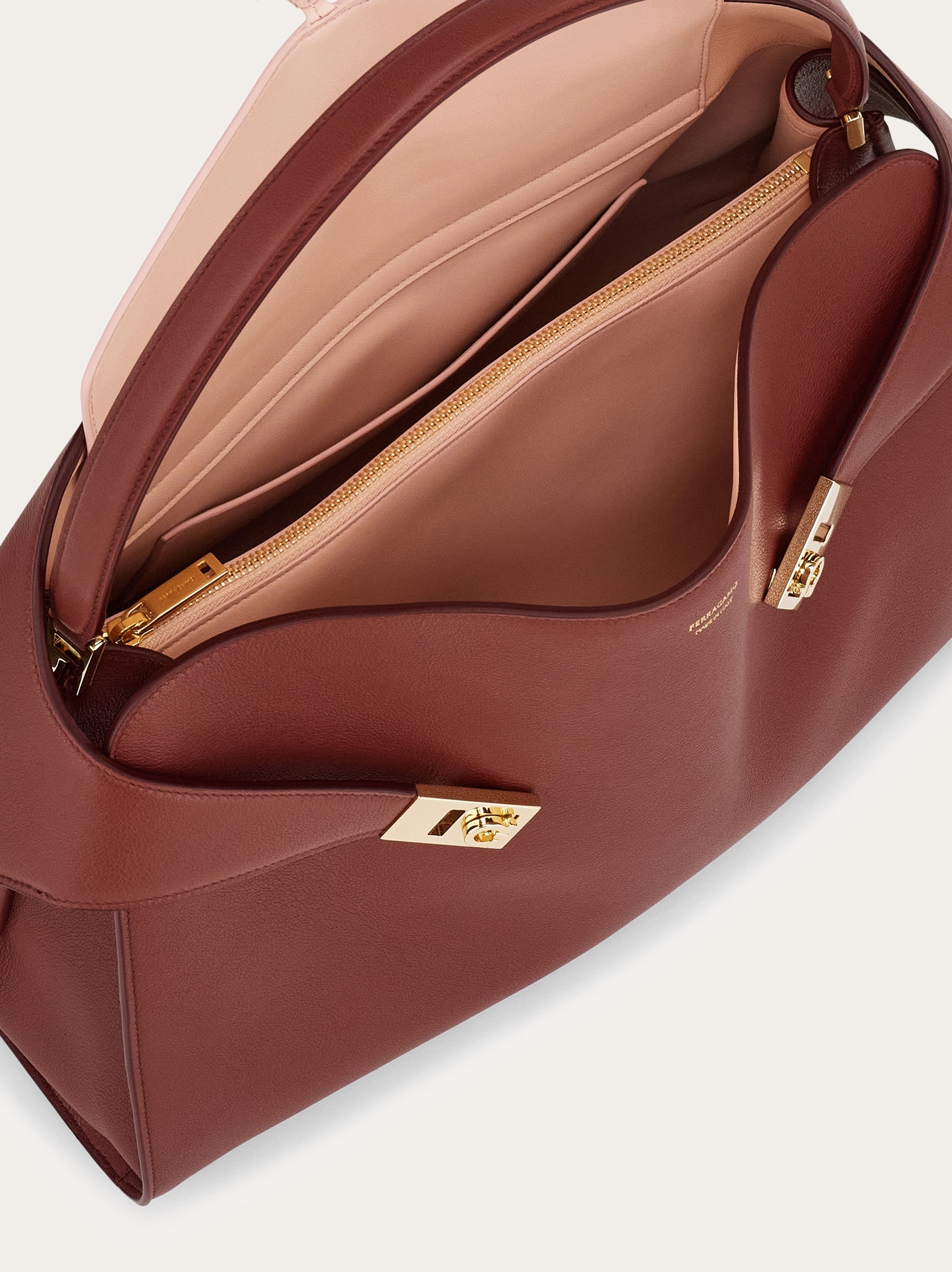 Hug soft bicolor shoulder bag (L) - Women | Ferragamo