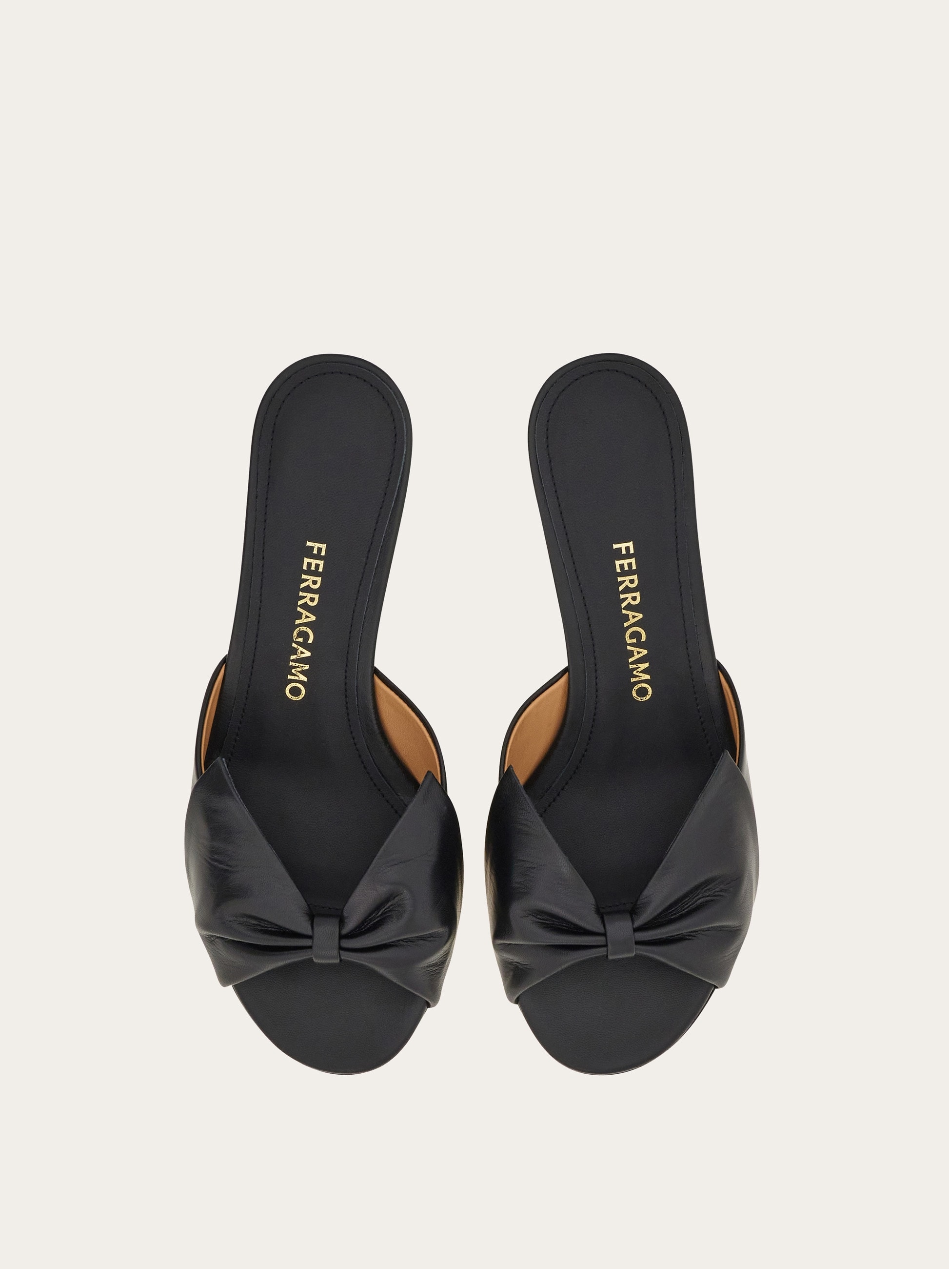 Bow slide - Women | Ferragamo