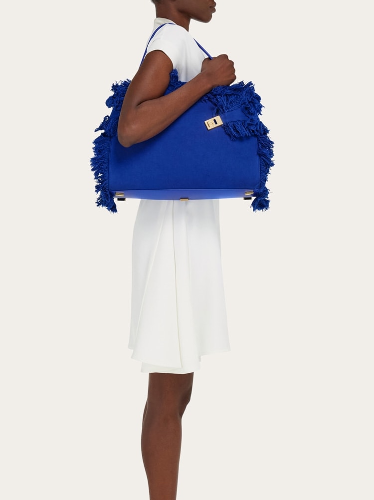 Fringed Hug soft shoulder bag (L) Gallery image 2