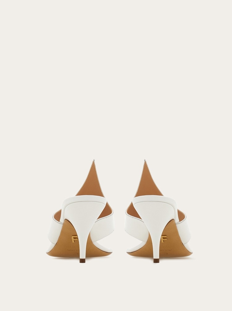 Sandal with graphic detail Gallery image 4