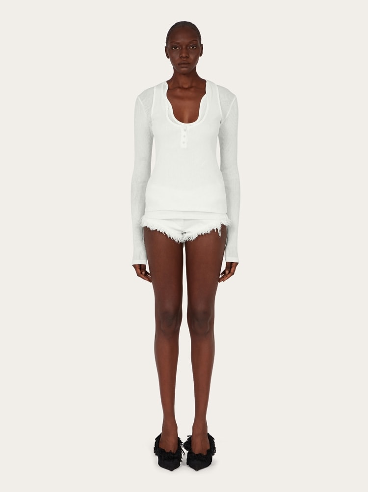 Top with rippled neckline Gallery image 5