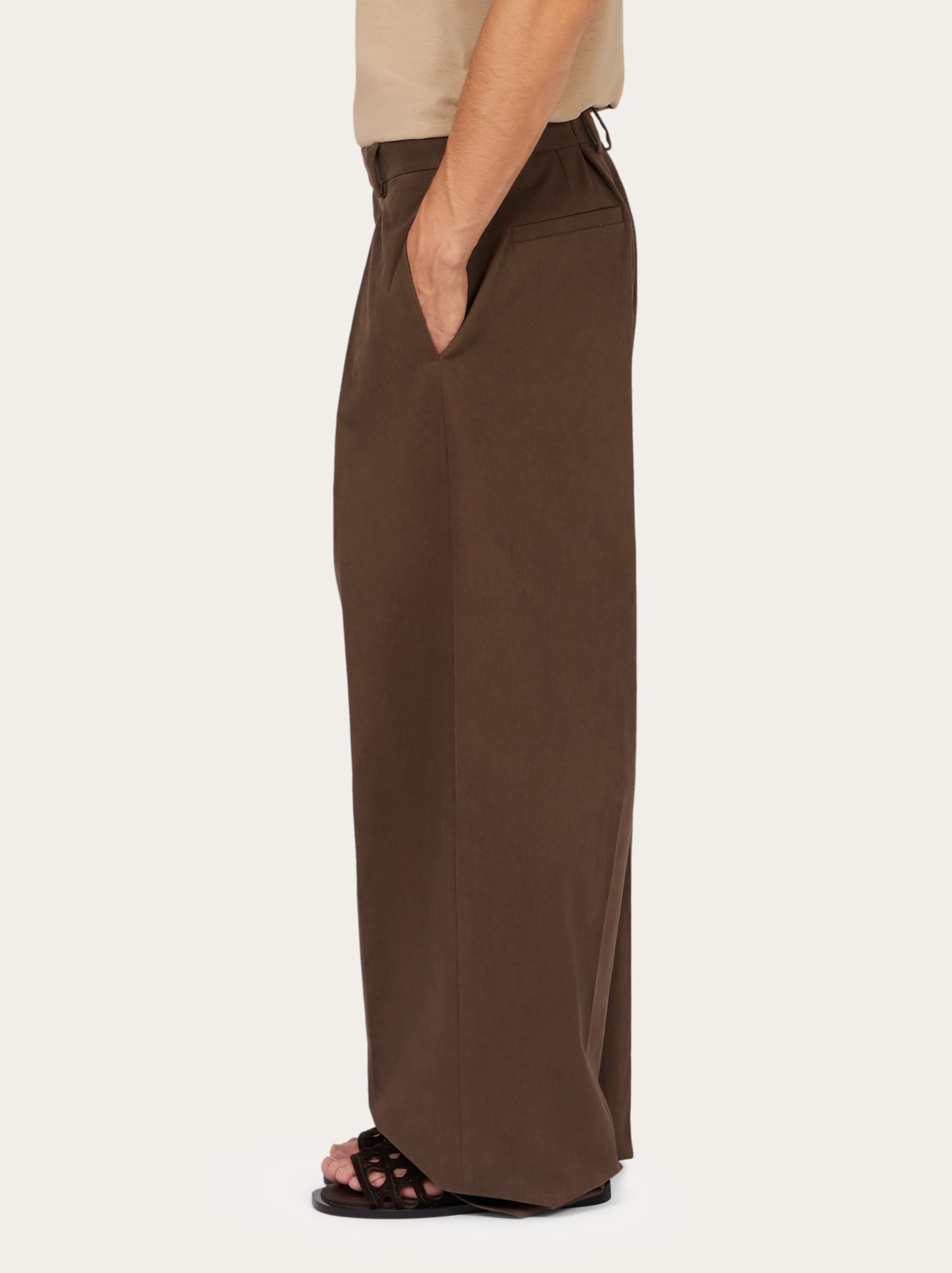 Tailored trouser with inverted pleats - Men | Ferragamo