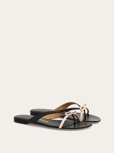 サンダル・ミュール Ferragamo Mini Bow Black Nude Flip-Flops Ferragamo Mini Bow Flip-Flop And Powdery Regular Fit in