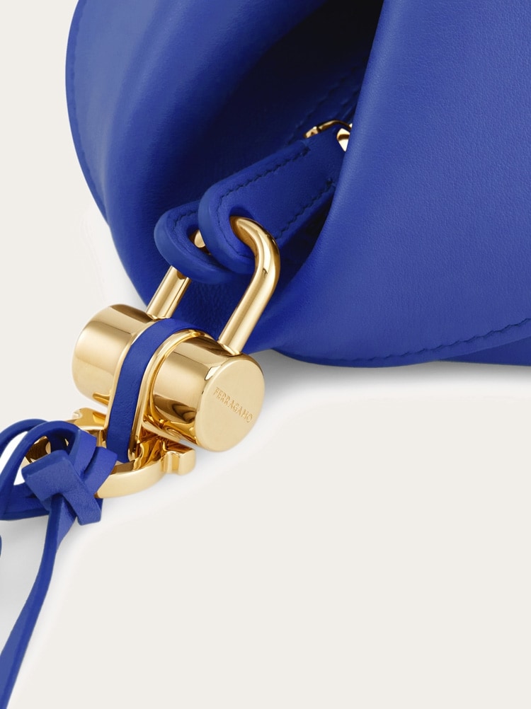Folded clutch Gallery image 5