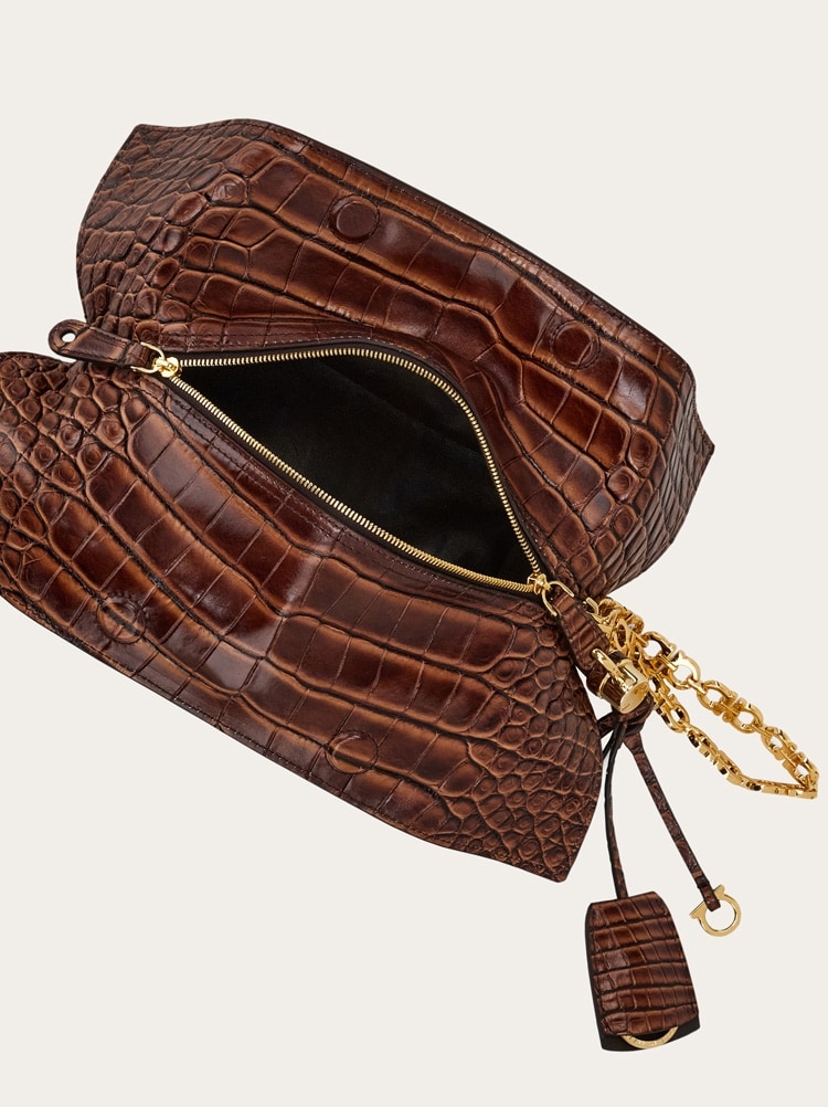 Folded clutch Gallery image 3
