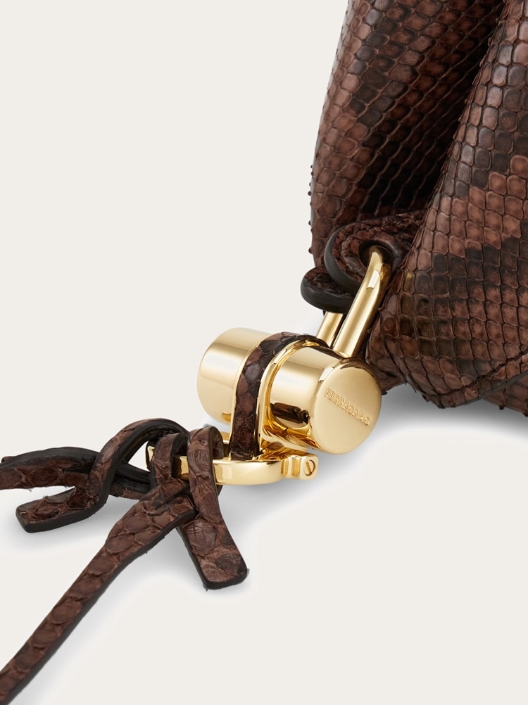 Folded clutch Gallery image 5