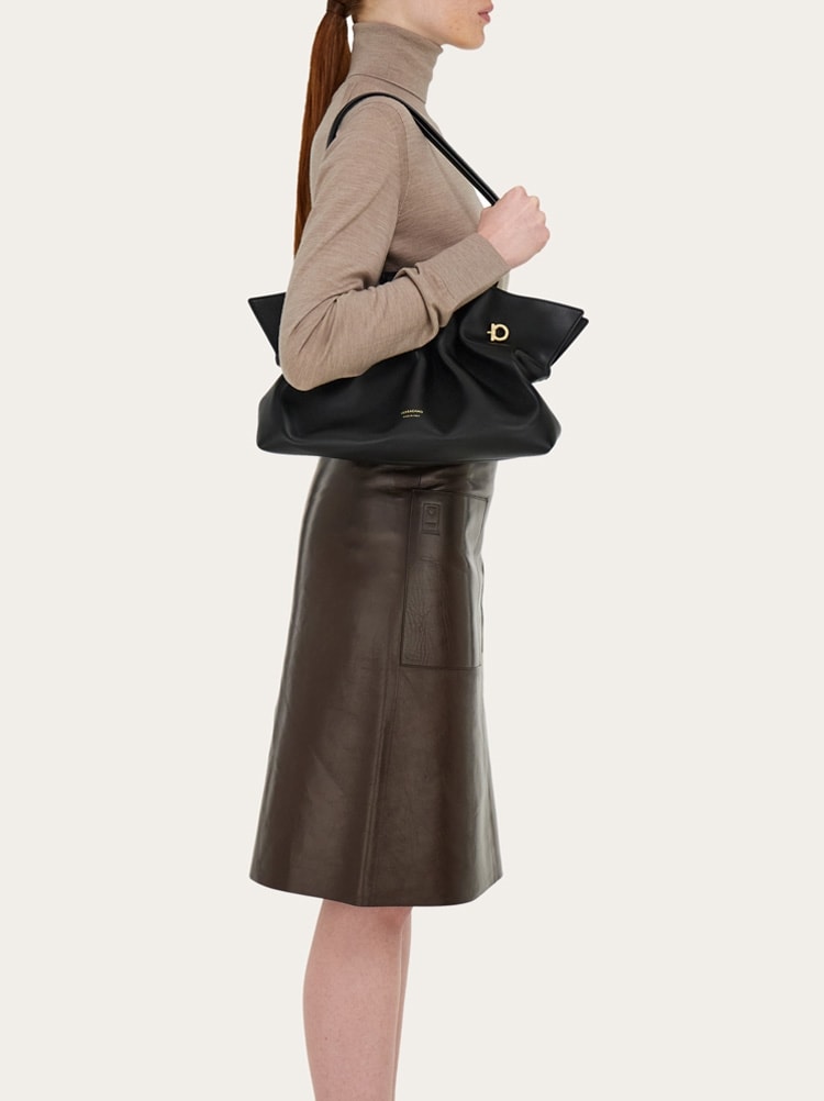 Ferragamo Soft-bag (M) Gallery image 2