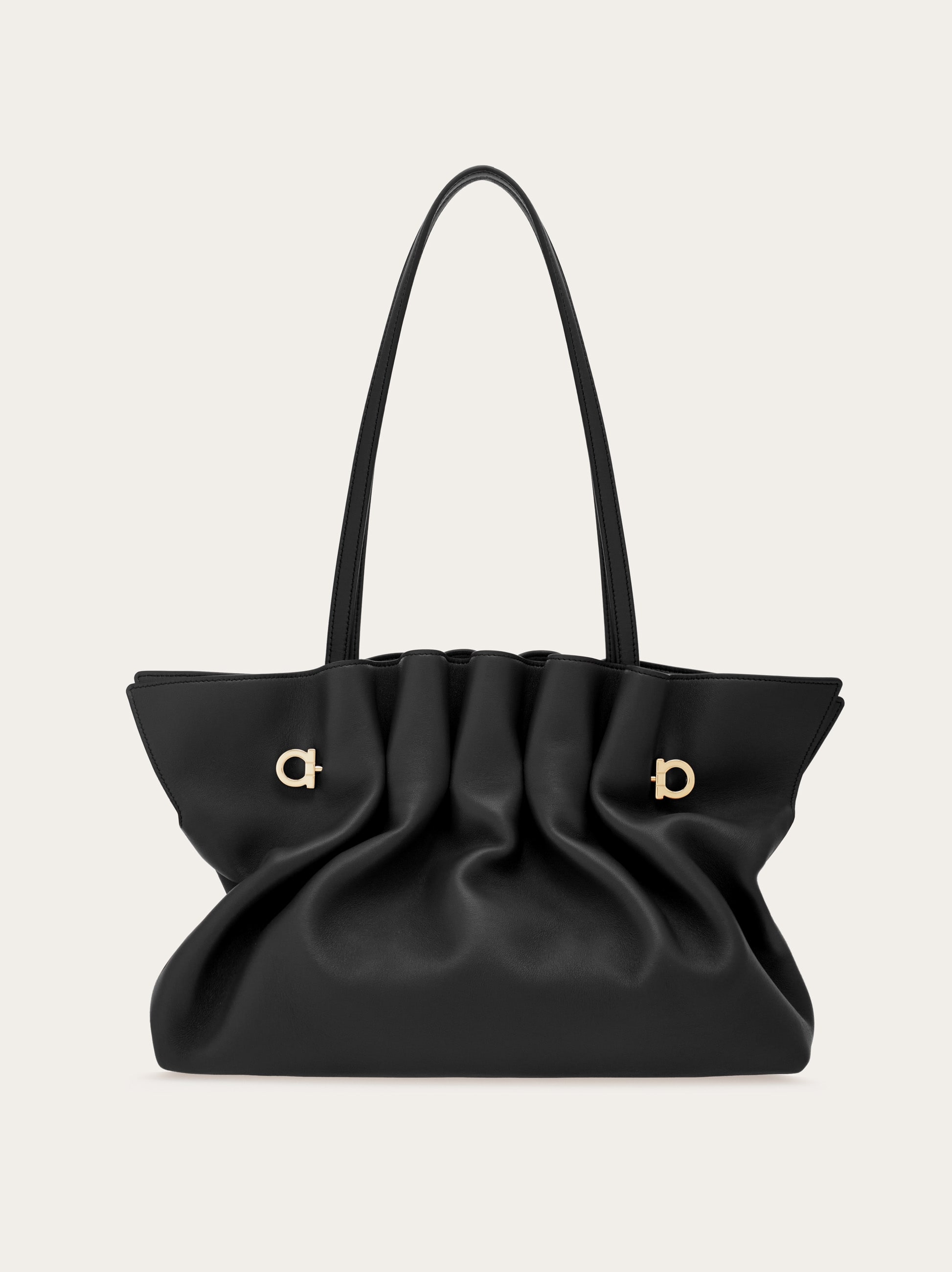 新しい季節 フェラガモ ソフトバッグ(M) - ウィメンズ | Ferragamo バッグ