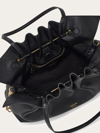 Ferragamo フェラガモ ソフトバッグ(M) フェラガモ ソフトバッグ(M) - ウィメンズ | Ferragamo