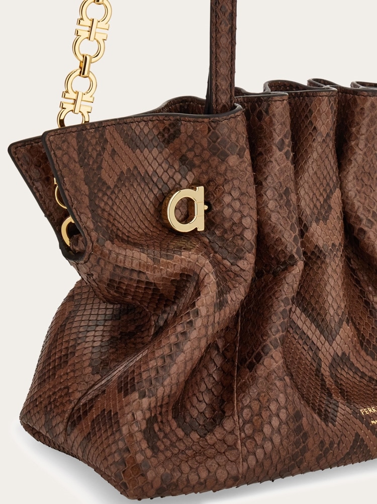 Ferragamo Soft-bag (S) Gallery image 8
