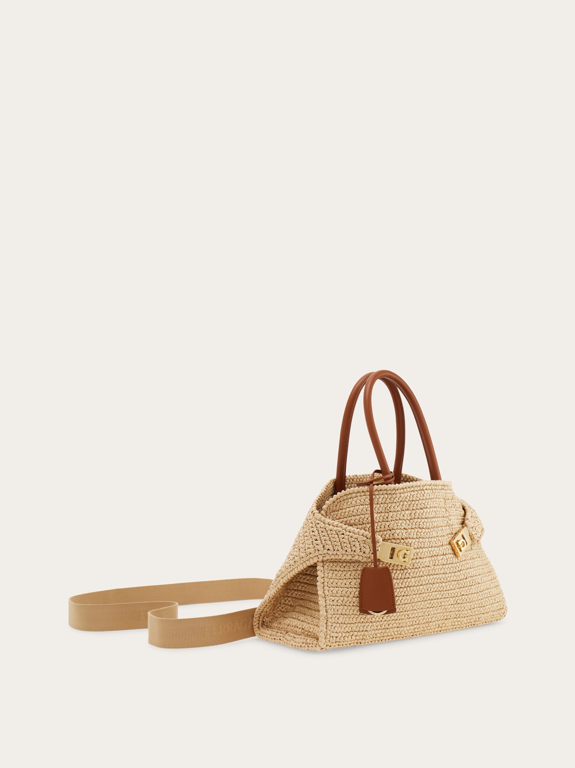 Hug handbag (M) - Women | Ferragamo
